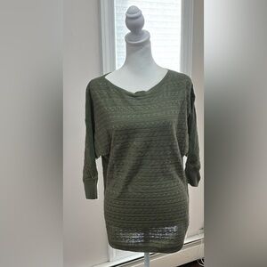 Market & Spruce olive green 3/4 sleeve cable knit top size XS